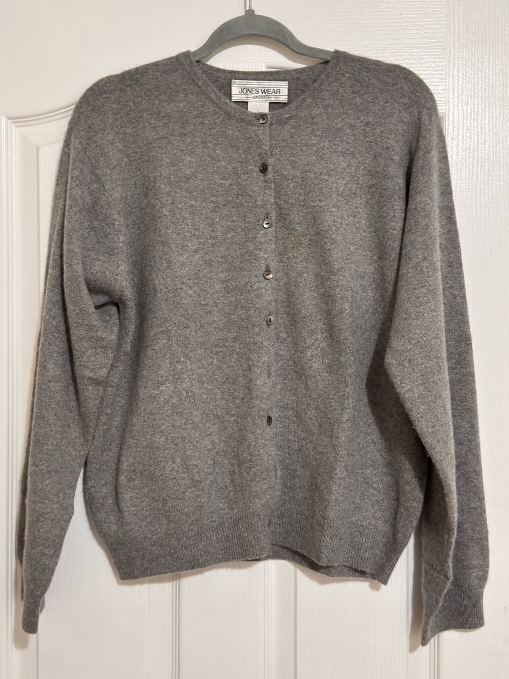 Jones Wear Cashmere Gray Button-Up Crewneck Cardigan